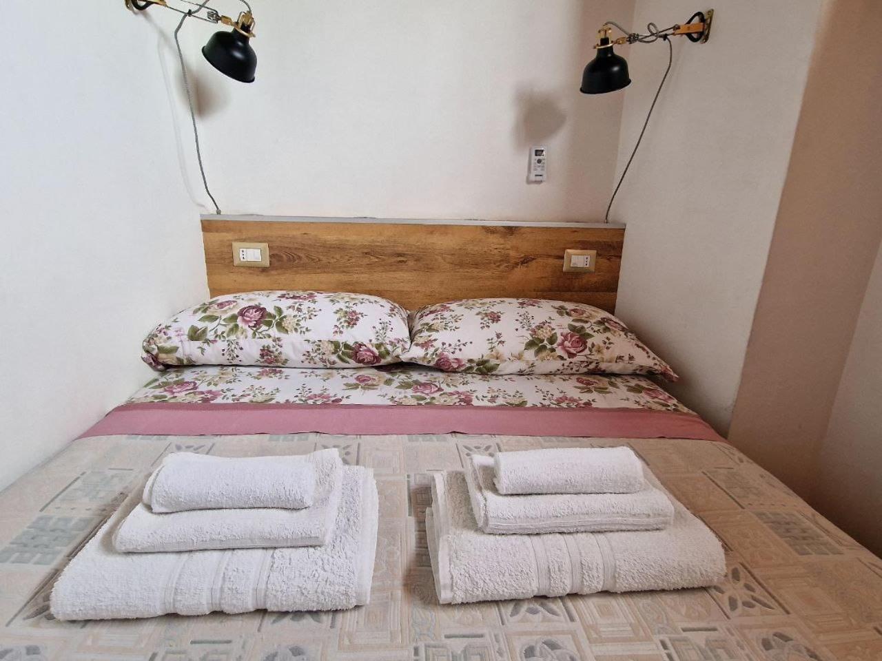 Siculi Central Apartment カターニア エクステリア 写真